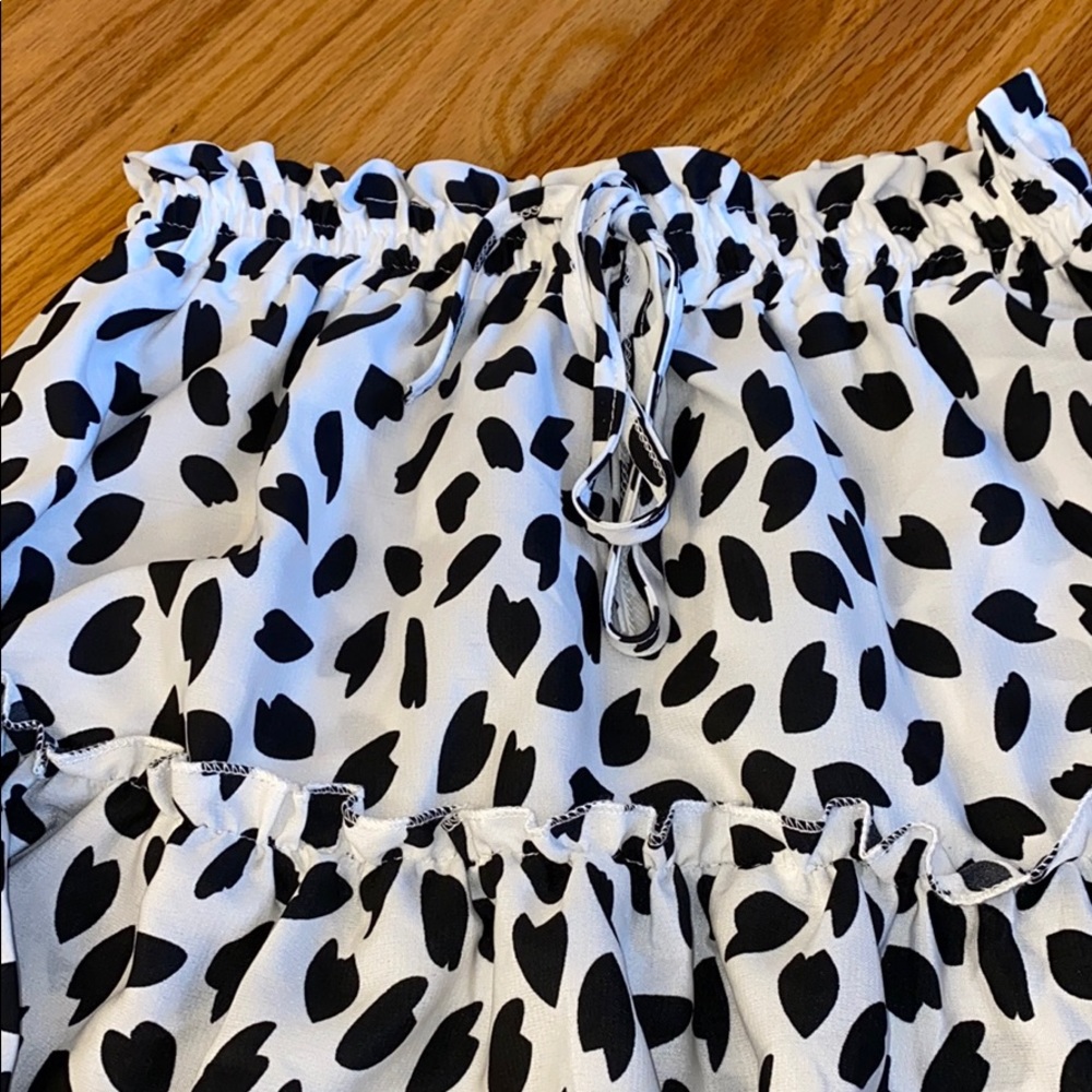Mini flow skirt - Picture 2 of 2